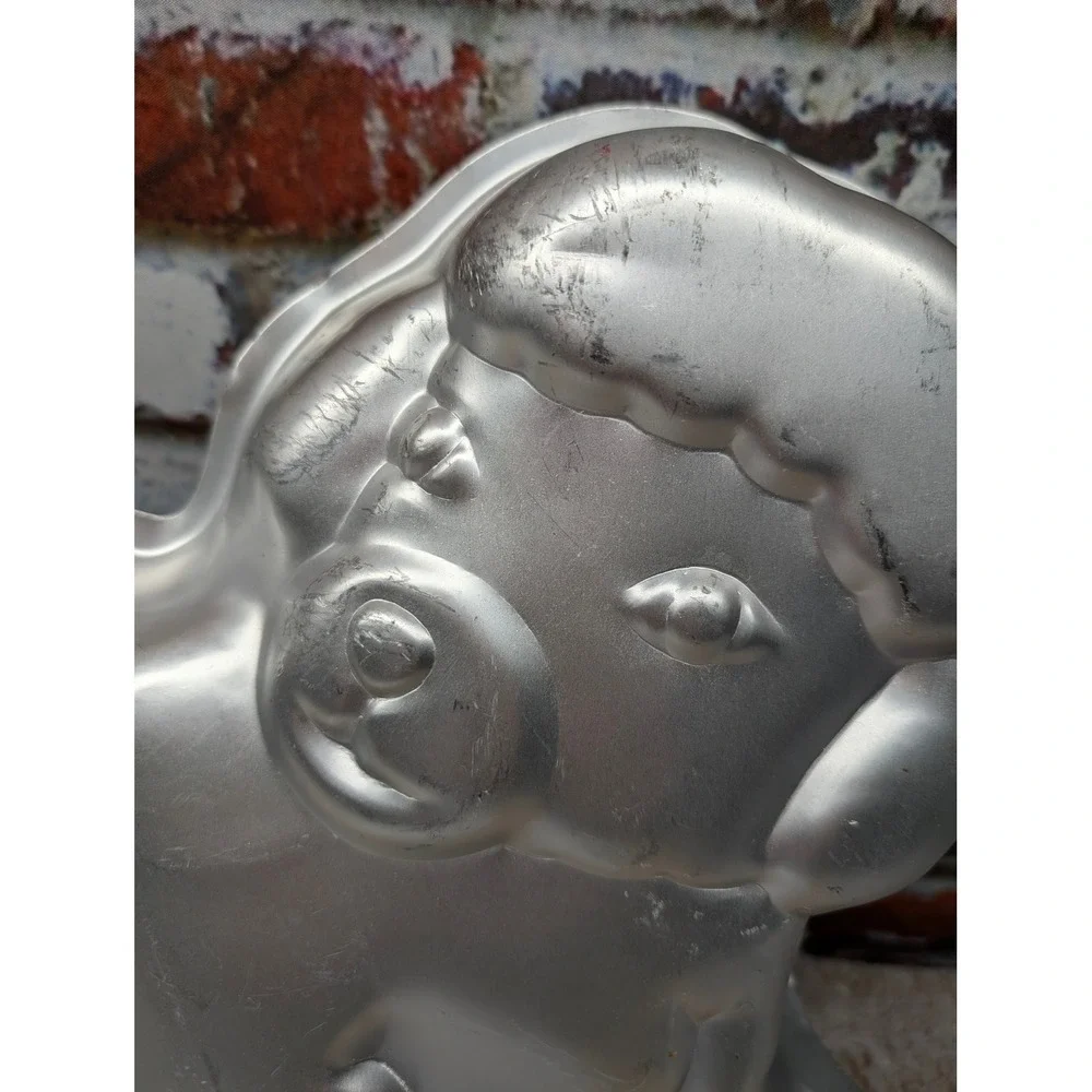 Vintage 1981 Wilton Gentle Lamb Aluminum Cake Pan Mold 502-3444 Silver